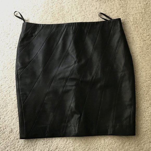 Genuine Lamb Leather Mini Skirt by VILA, Size S-XS, Diagonal Stitch - Picture 1 of 9